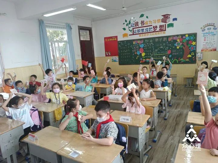 dzRyht.jpg